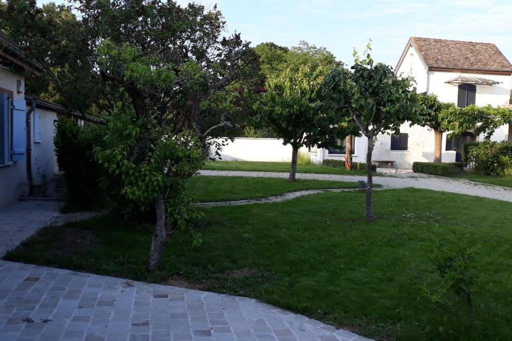 Vila Les Annexes Verdun-sur-le-Doubs Exteriér fotografie