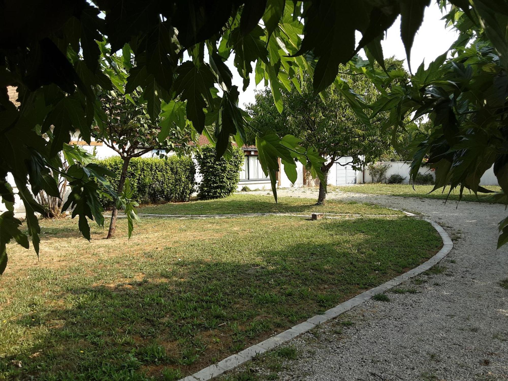 Vila Les Annexes Verdun-sur-le-Doubs Exteriér fotografie
